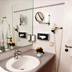 Western Geheimer Rat Hotel 3*