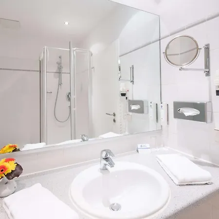 Western Geheimer Rat Otel 3*