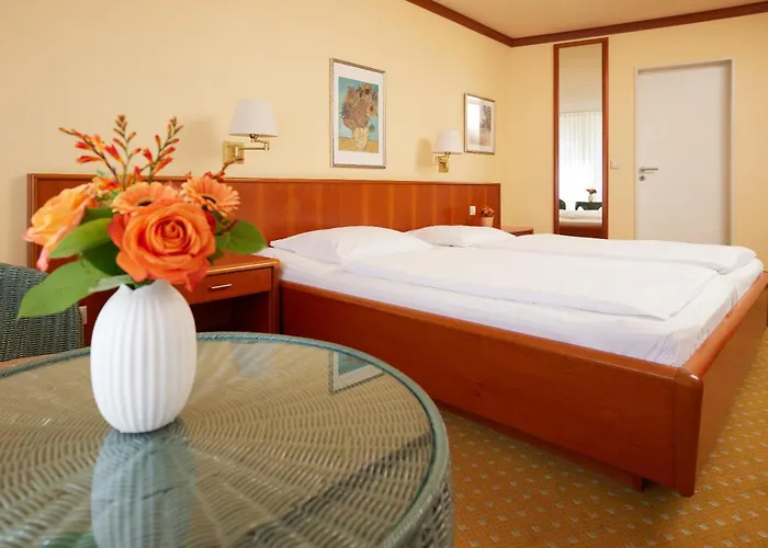 Western Geheimer Rat 3*