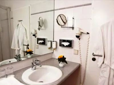 Western Geheimer Rat Hotel 3*